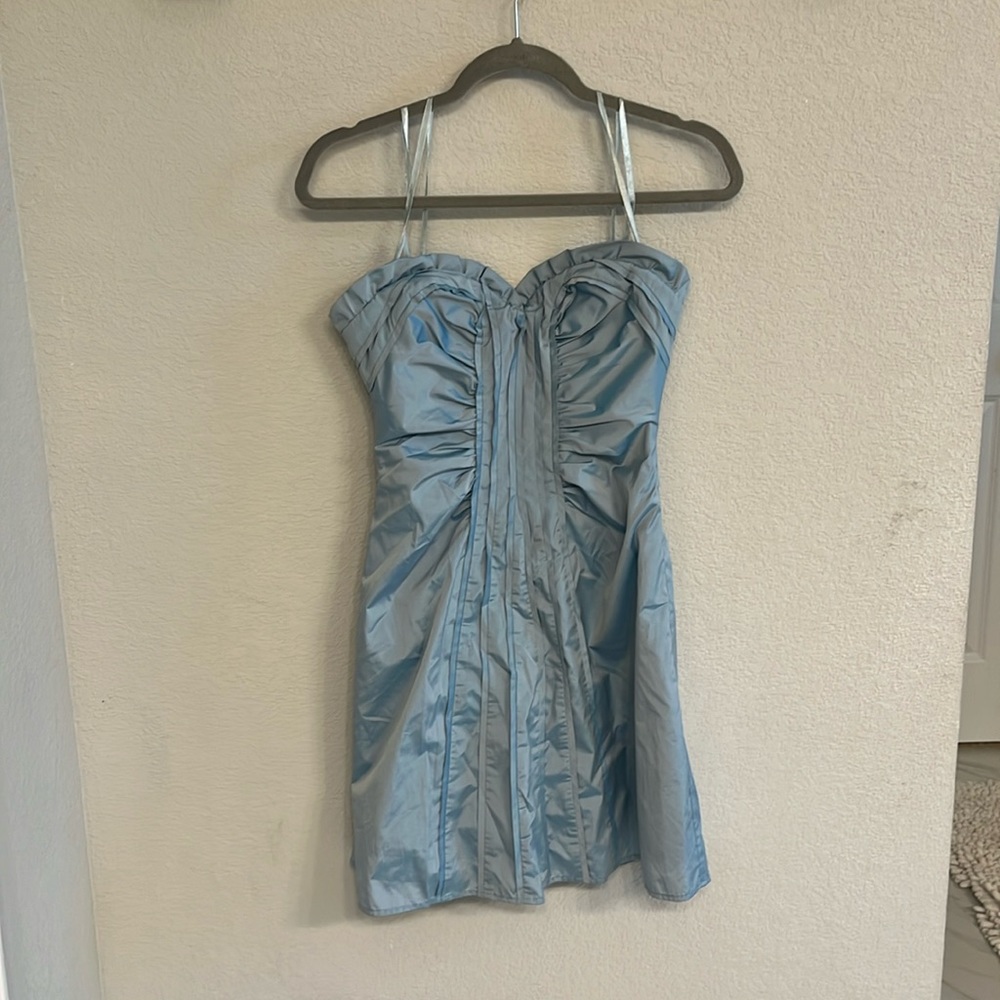 BCBG Max Azaria light blue cocktail dress size 4